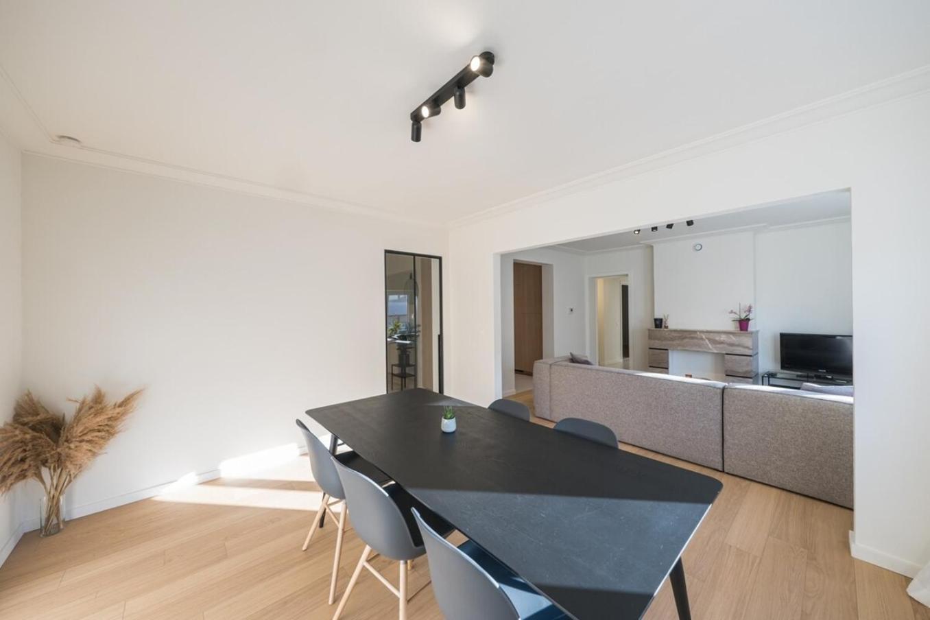 Amandine - Luxury 3 Bedrooms With Free Parking Oostende