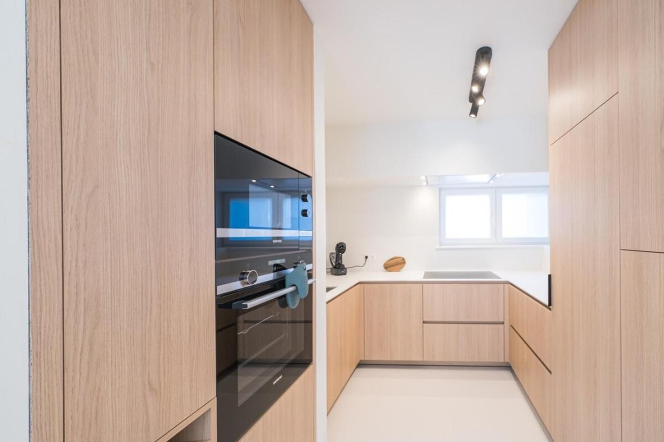 Amandine - Luxury 3 Bedrooms With Free Parking * Oostende