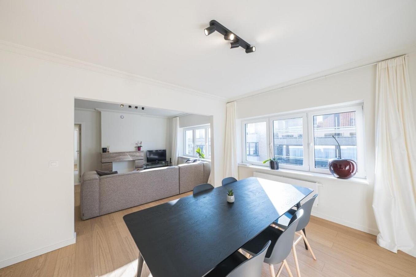 Appartement Amandine - Luxury 3 Bedrooms With Free Parking Oostende